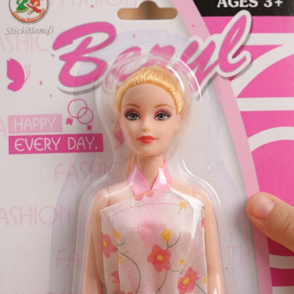 Articulated Fashion Doll 28 cm with Dress and Shoes - close-up