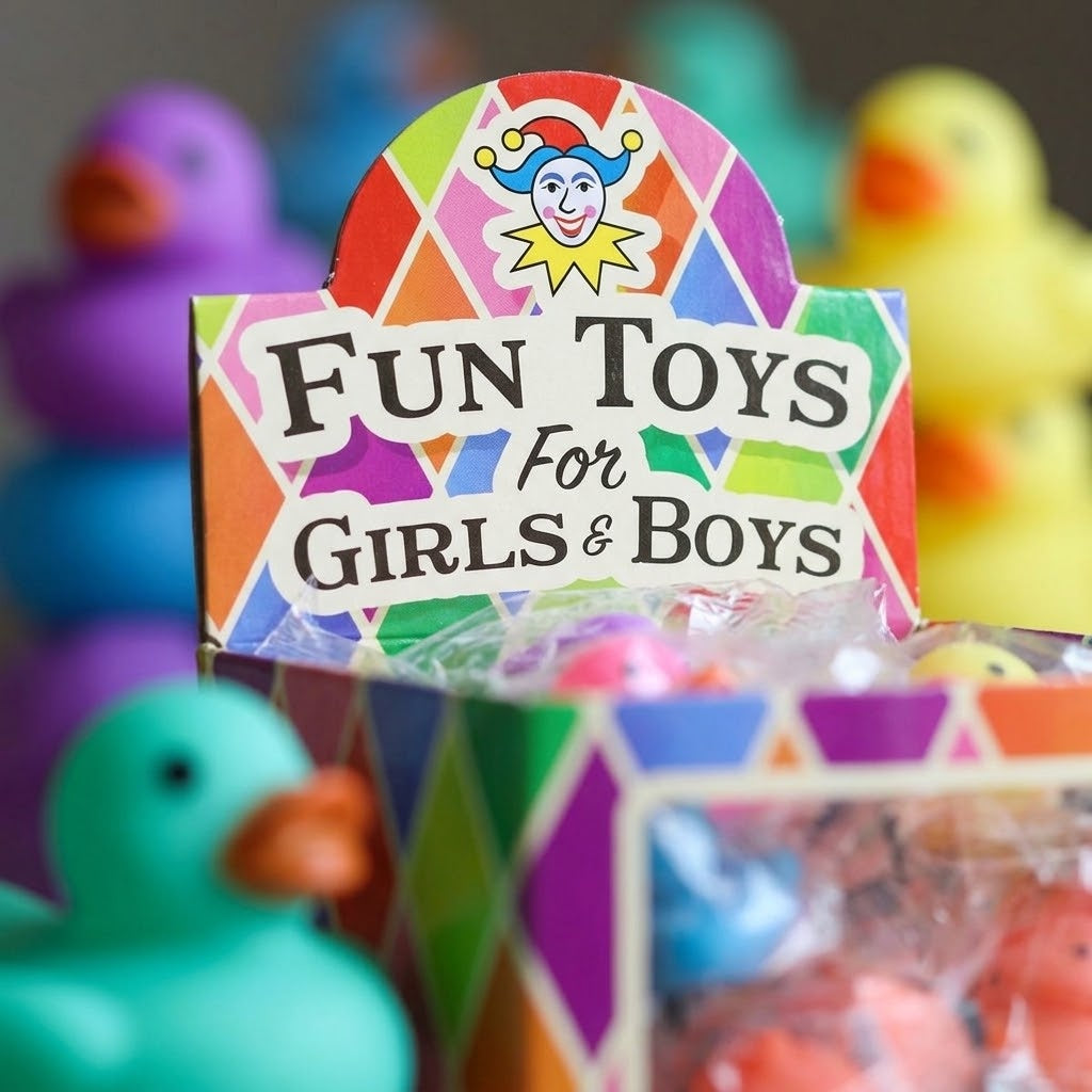 Sticky Squishy Duck 3.5 cm Mini Squeeze Toy - close-up