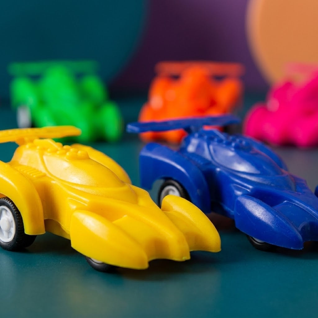 Pull Back Race Car Mini Toy Car 6 cm - close-up