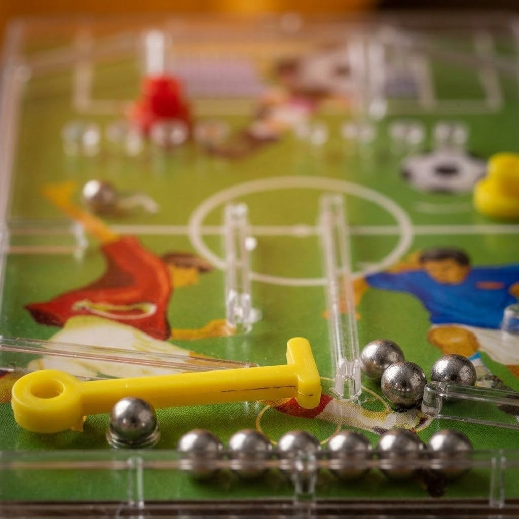 Mini Football Pinball Game 3 Balls 7.5 x 5 cm - close-up