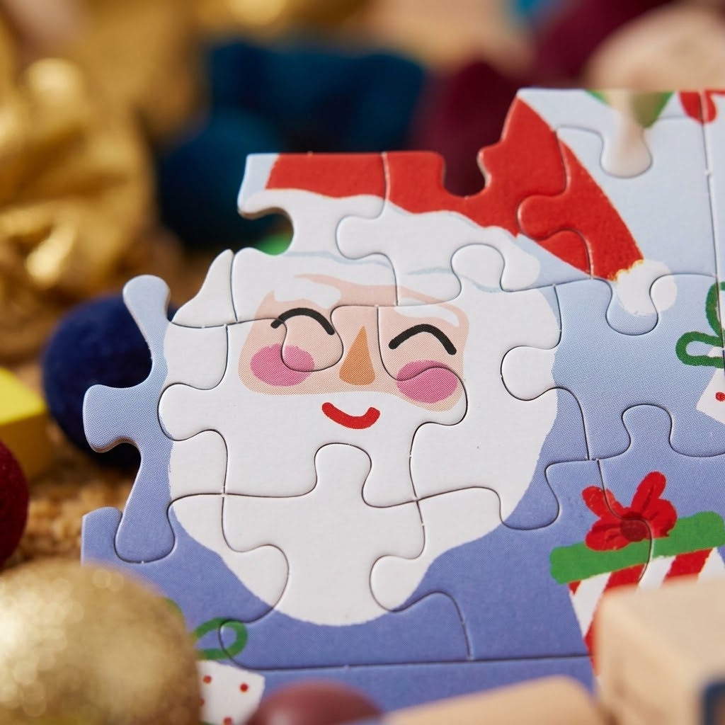 Christmas Jigsaw Puzzle 16 Pieces Mini - close-up