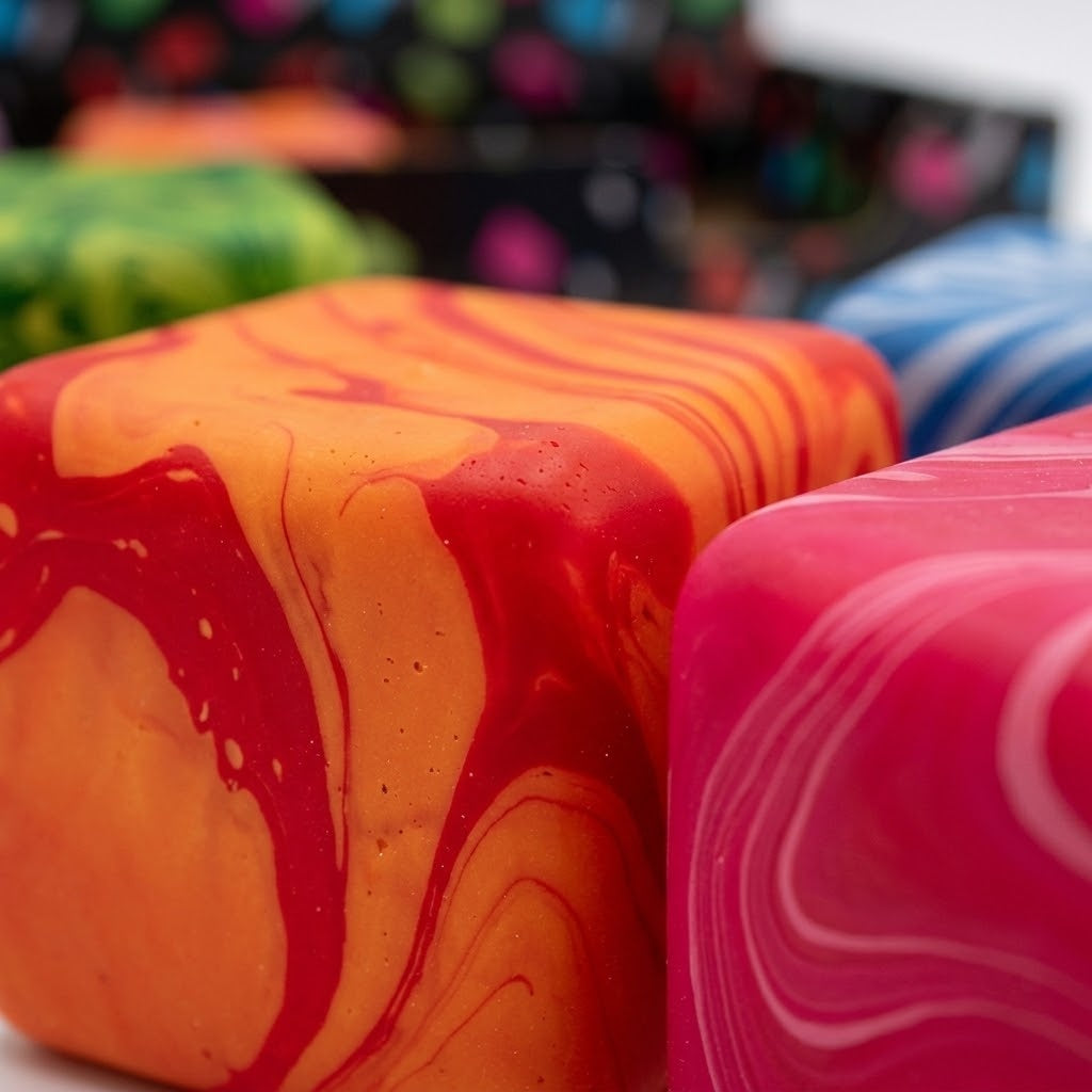 Marbled Gel Squishy Cube 5 cm Stress Toy - close-up