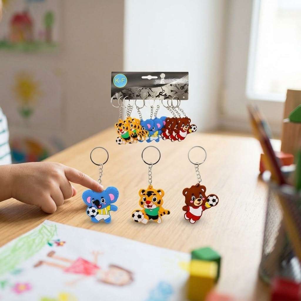 Football Animal Keychain Soccer Keyring 5 cm - lifestyle photo