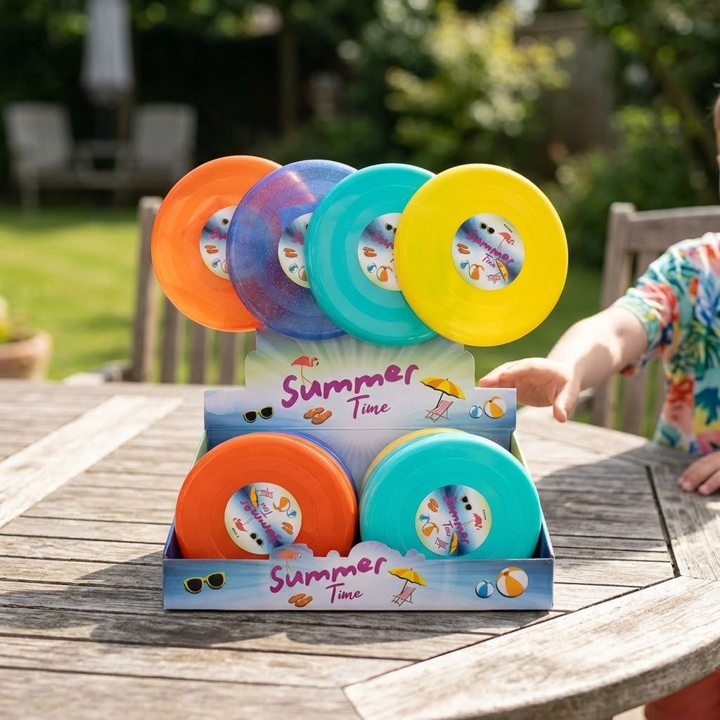 Flying Disc Outdoor Throwing Toy 22.5 cm - lifestyle photo