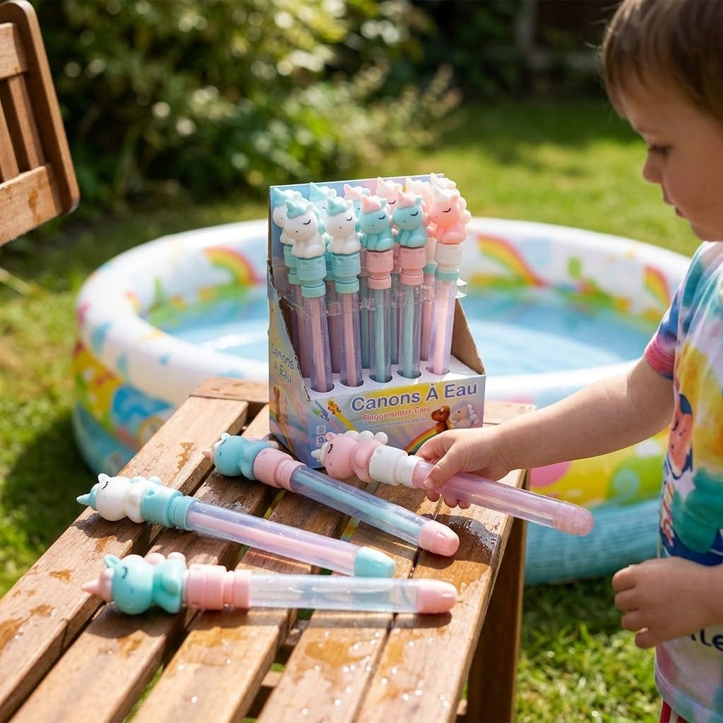 Unicorn Water Cannon Pastel Water Gun 37 cm - lifestyle photo