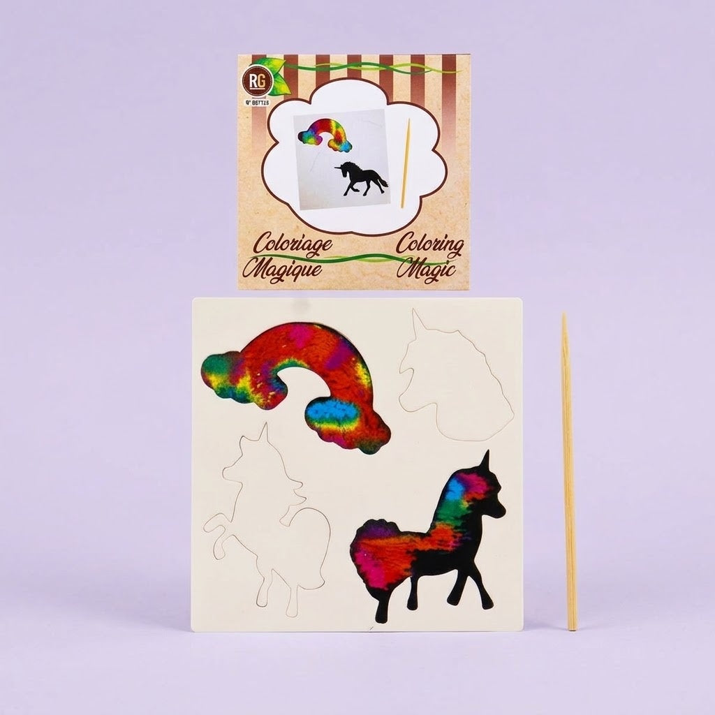 Unicorn Magic Scratch Card with 4 Stencils 8.5 cm - studio photo