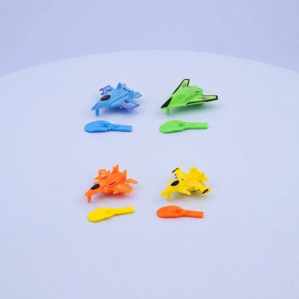 Fighter Jet Toy with Launcher Aeroplane Toy 7 cm - studio photo