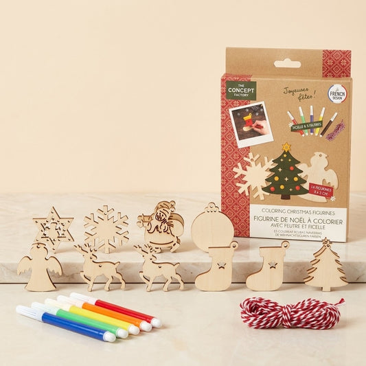 Wooden Christmas Figures to Colour Set of 16 - studio photo