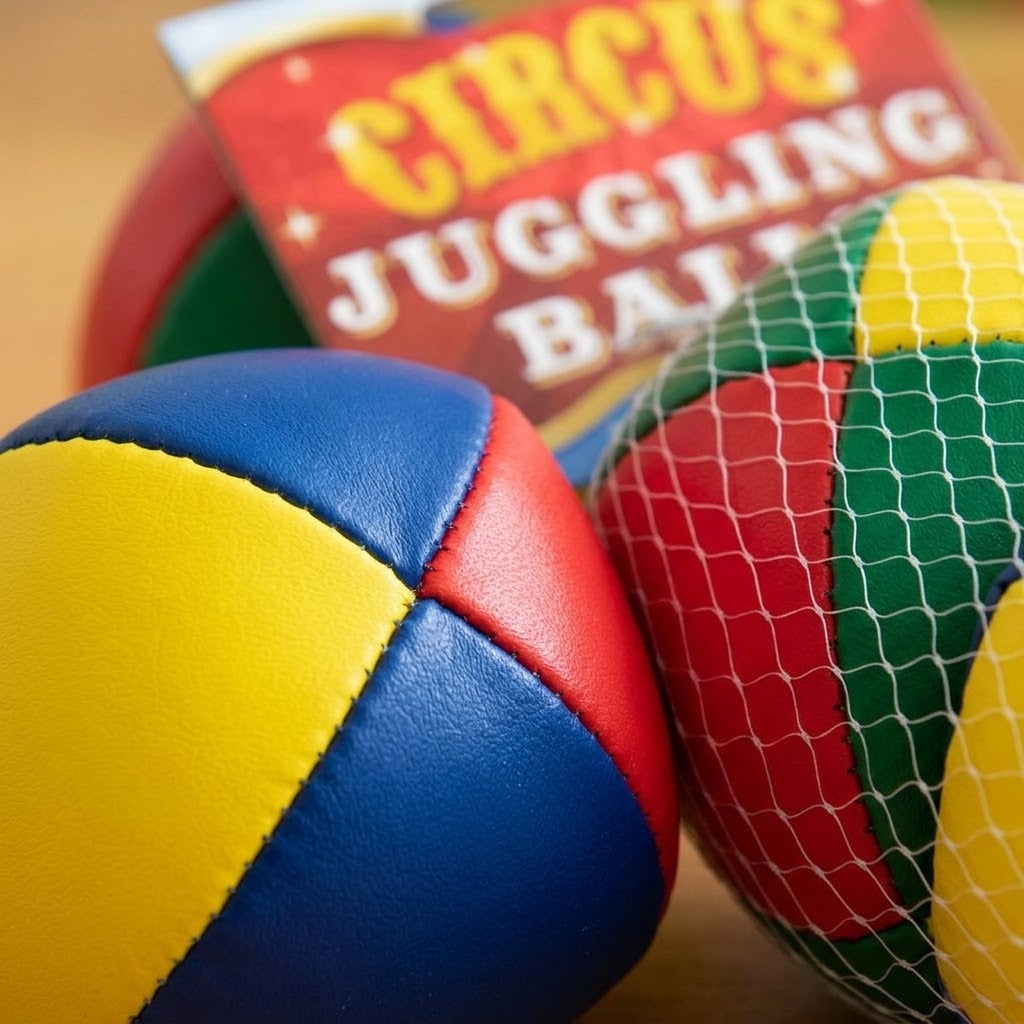 Juggling Balls Set of 3 Sand Filled 5.5 cm - close-up