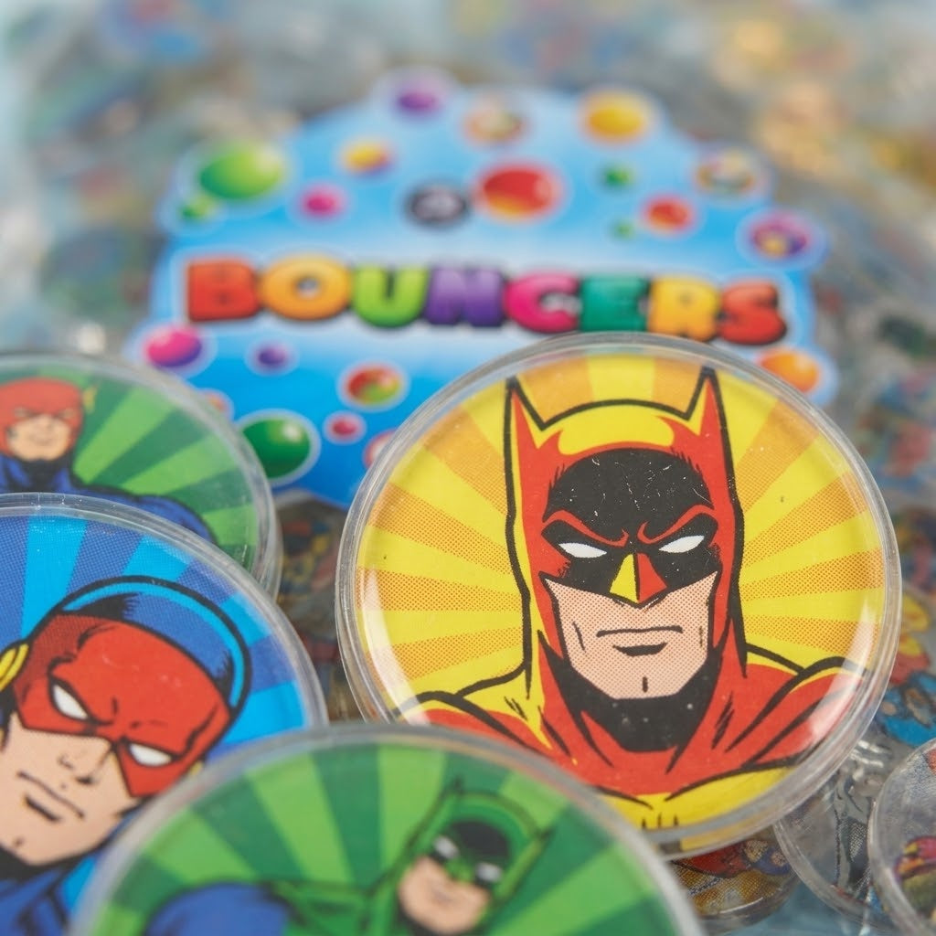 Superhero Bouncy Ball Super Ball Party Favour 32 mm - close-up