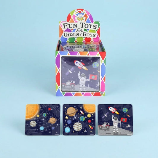 Space Mini Jigsaw Puzzle 25 Pieces 13 x 12 cm - studio photo