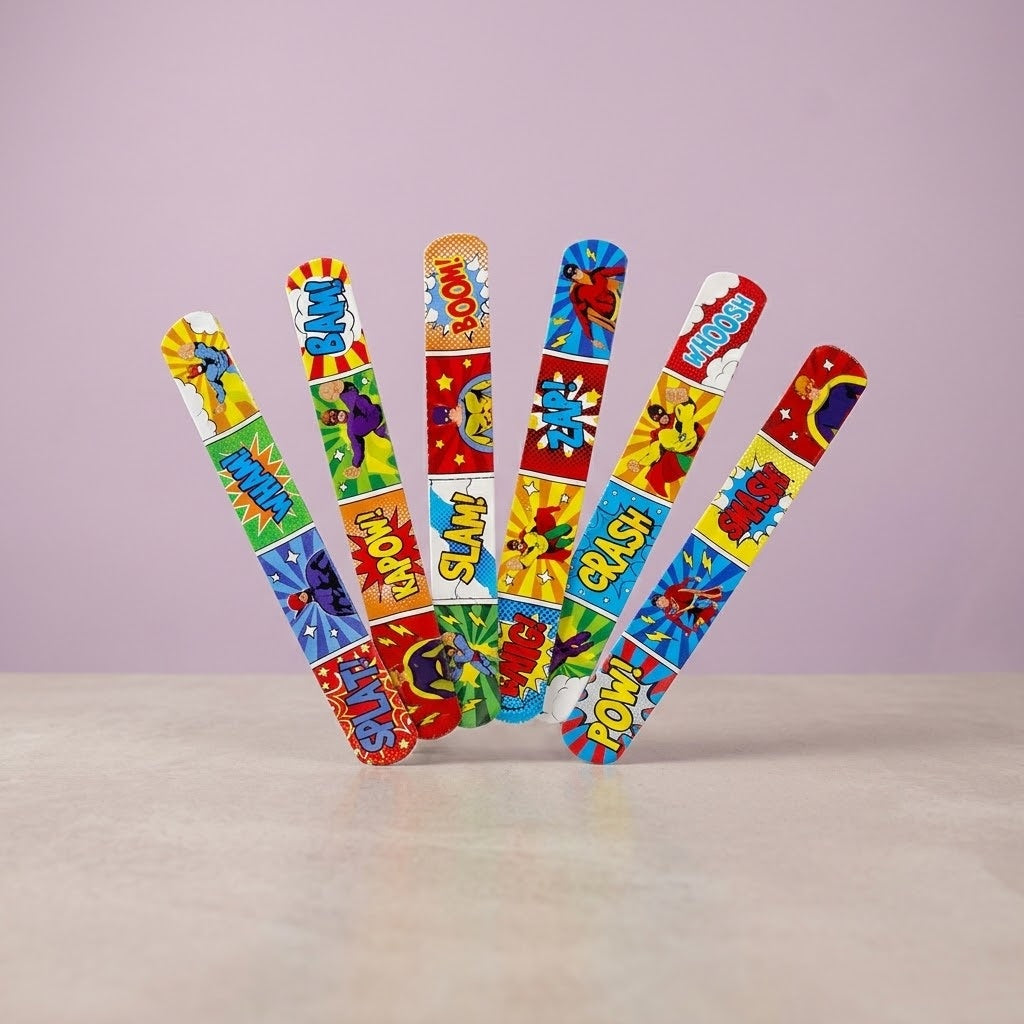 Superhero Slap Bracelet 22 cm Comic Snap Wristband - studio photo