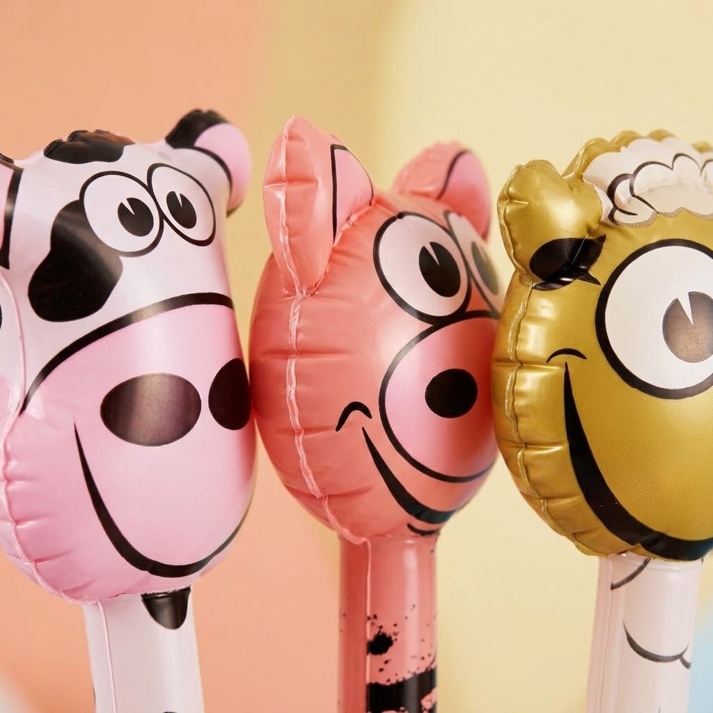 Inflatable Stick Farm Animal Head 118 cm - close-up