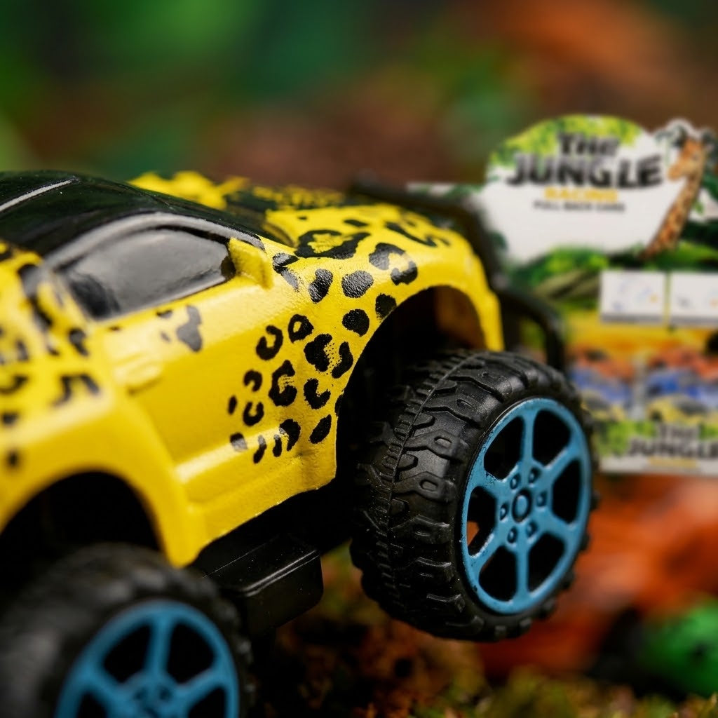 Pull Back Jungle Racer Toy Car Safari Theme 6 cm - close-up