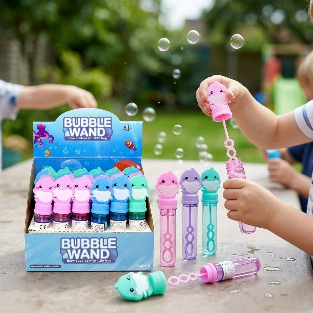Dolphin Bubbles 40 ml Party Favour Bubble Tube - lifestyle photo