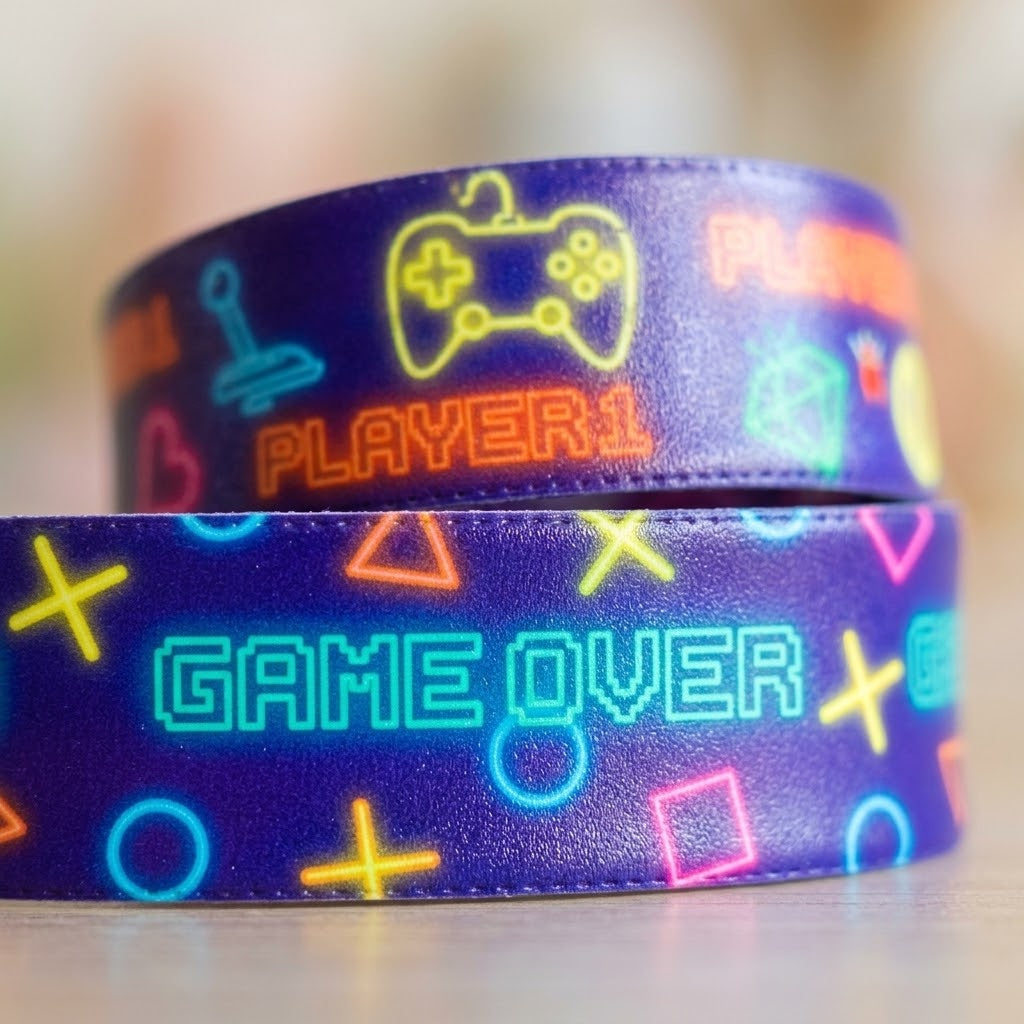 Gamer Slap Bracelet Snap Wristband Party Favour - close-up