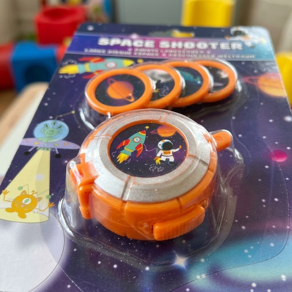 Space Disc Launcher Bracelet Watch with 4 Discs - close-up