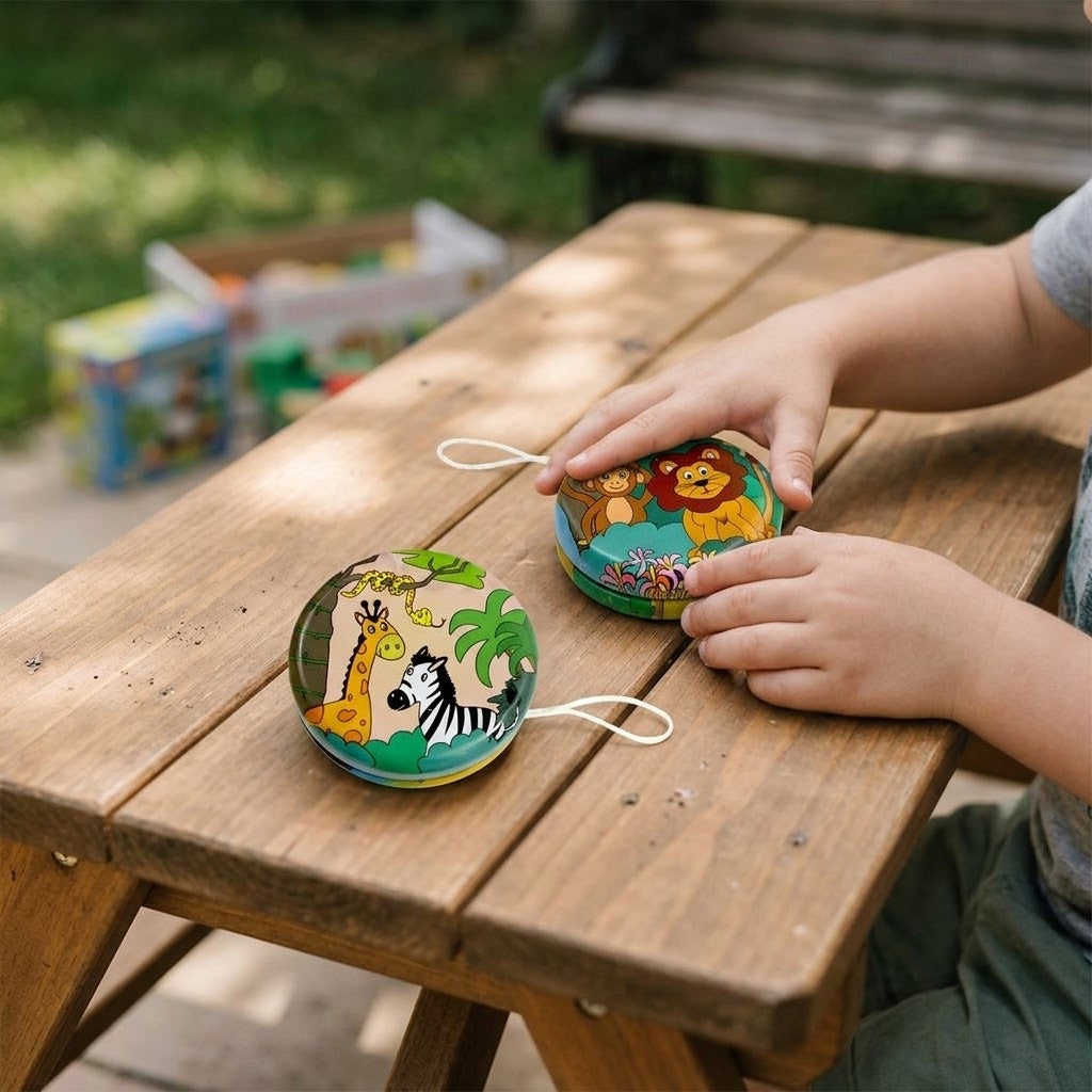 Metal Yo-Yo Jungle Animals 5.2 cm Party Favour - lifestyle photo