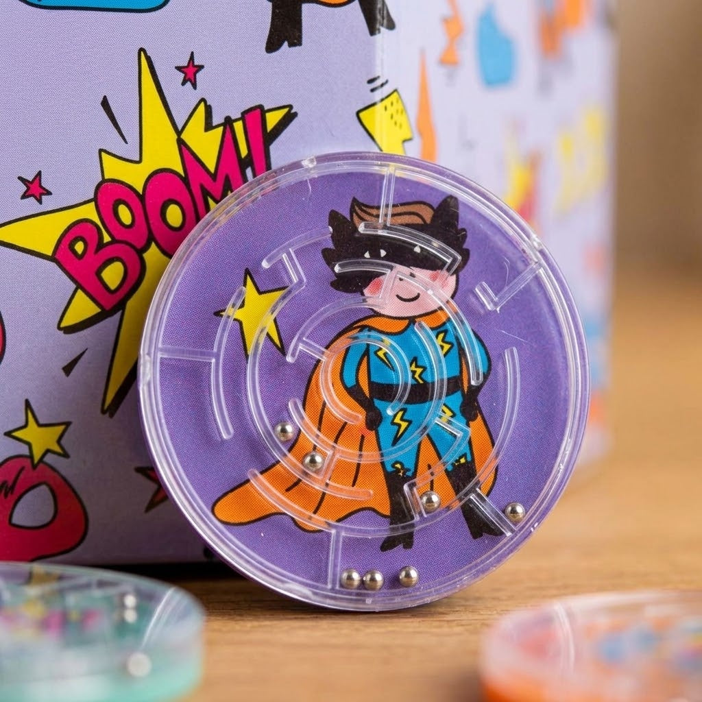 Superhero Handheld Maze Puzzle Game 5.5 cm - close-up