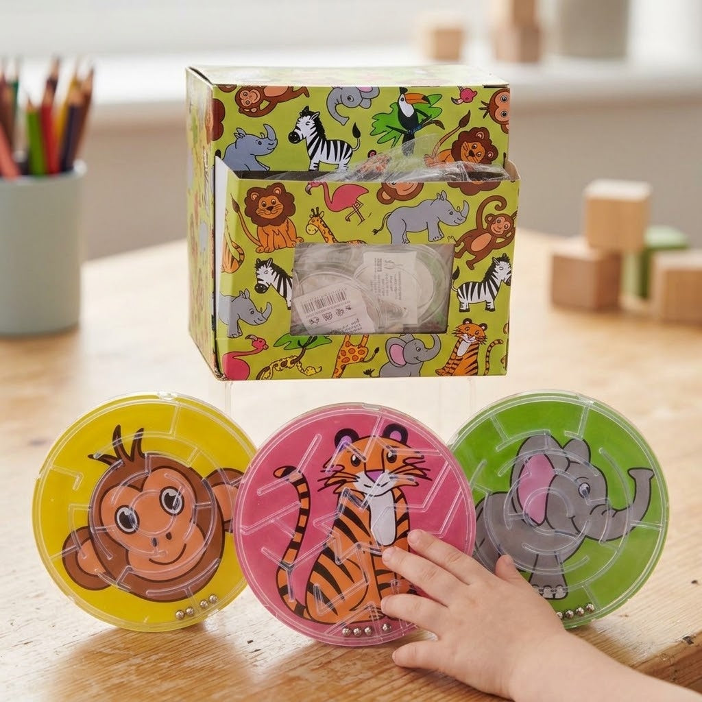 Jungle Animal Maze Puzzle Dexterity Game 5.5 cm - lifestyle photo