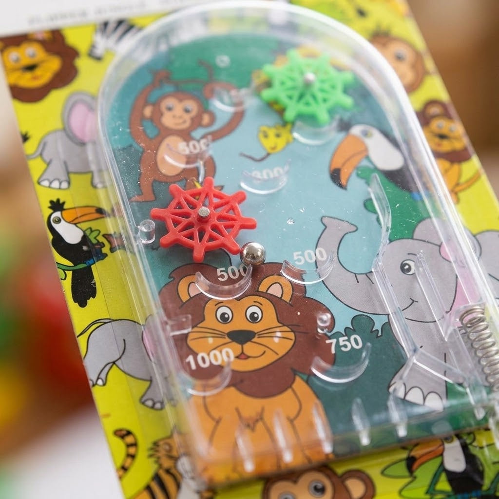 Jungle Animals Pinball Game Handheld 7 x 12 cm - close-up