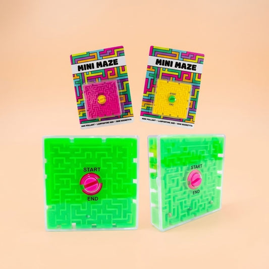 3D Maze Puzzle Ball Game 7 x 7 cm Brain Teaser - studio photo