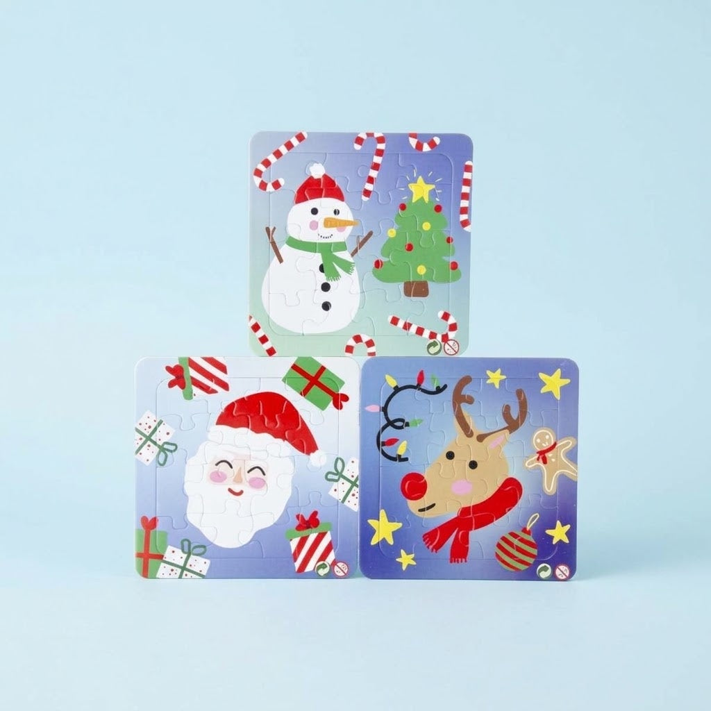 Christmas Jigsaw Puzzle 16 Pieces Mini - studio photo