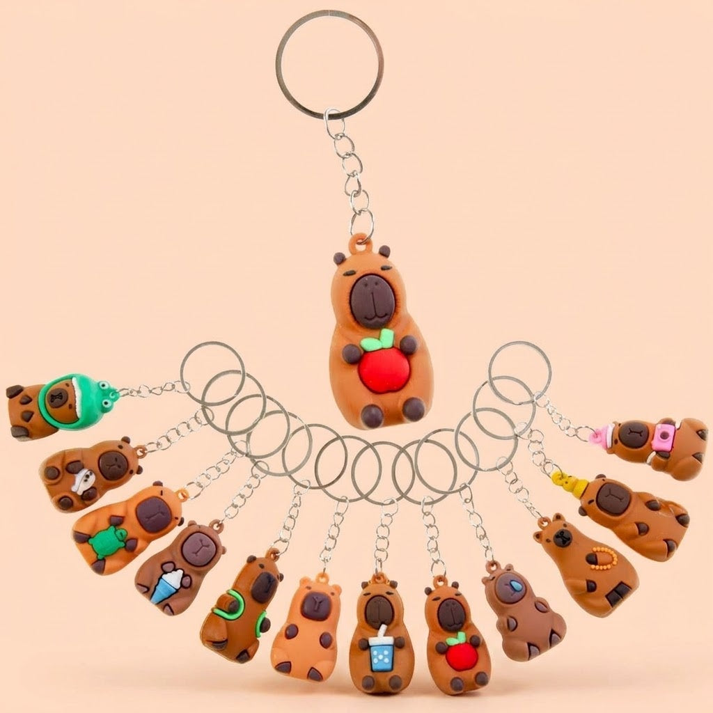 Capybara Keychain Cute Animal Keyring 5.3 cm - studio photo